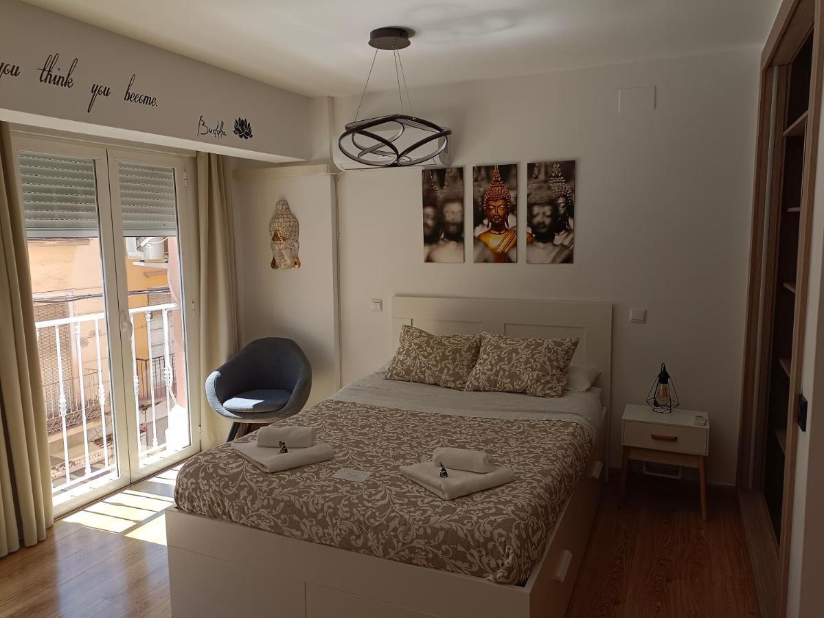 Buddha Smart Estudio Centro Historico De 马拉加 外观 照片